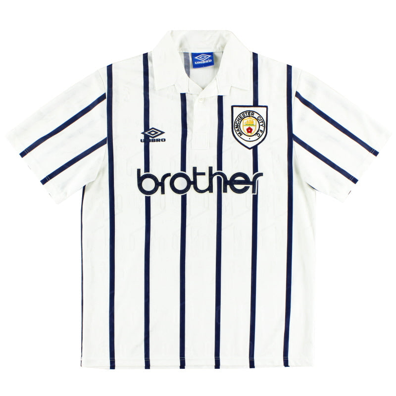 Why Retro Football Shirts Are Making a Comeback