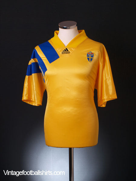 1992-94 Sweden Home Shirt M Football Shirt