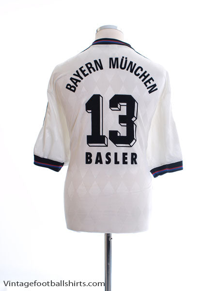 1996-98 Bayern Munich Away Shirt Basler #13 XL Football Shirt