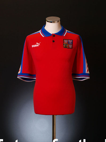 1996-98 Czech Republic Home Shirt L Football Shirt