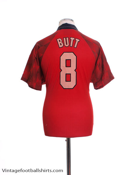 1996-98 Manchester United Home Shirt Butt #8 M Football Shirt