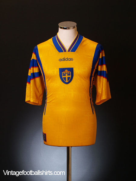 1996-98 Sweden Home Shirt M Football Shirt