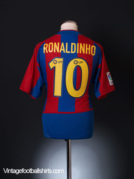 2002-03 Barcelona Home Shirt Ronaldinho #10 L Football Shirt