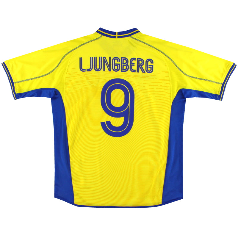 2003-04 Sweden Umbro Home Shirt Ljungberg #9 L Football Shirt