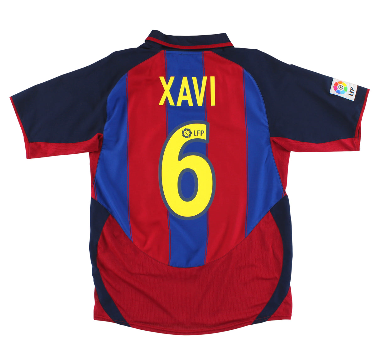 2003-04 Barcelona Nike Home Shirt Xavi #6 M