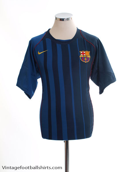 2004-05 Barcelona Away Shirt M Football Shirt