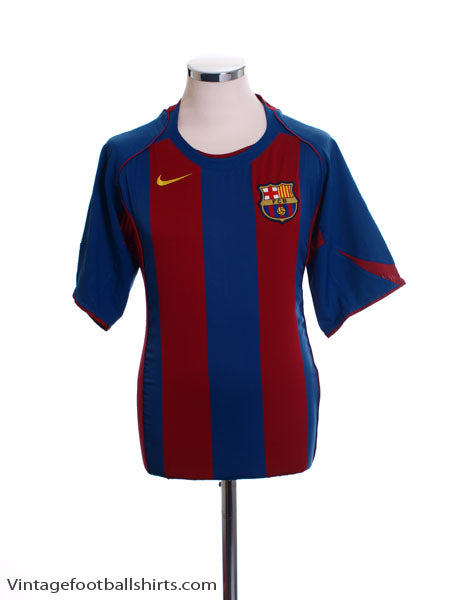 2004-05 Barcelona Home Shirt L Football Shirt