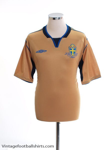 2004-05 Sweden Centenary Shirt L Football Shirt