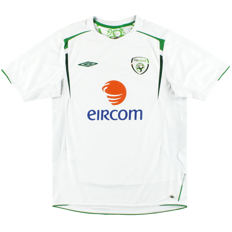 2005-07 Ireland Umbro Away Shirt S Football Shirt