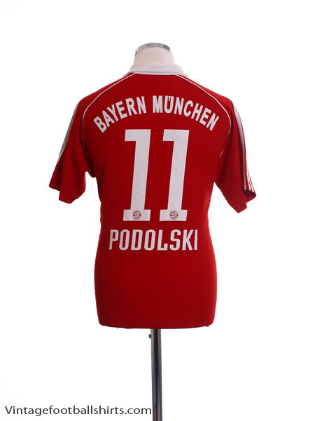 2006-07 Bayern Munich Home Shirt Podolski #11 S Football Shirt