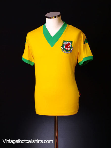 2006-07 Wales Away Shirt *Mint* XXL Football Shirt