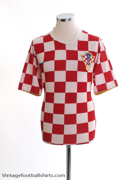 2006-08 Croatia Home Shirt M Football Shirt