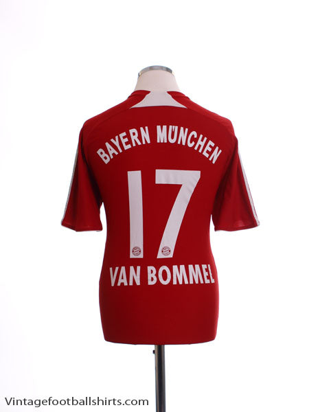 2007-08 Bayern Munich Home Shirt Van Bommel #17 M Football Shirt