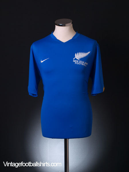 2008-09 New Zealand Away Shirt L Football Shirt