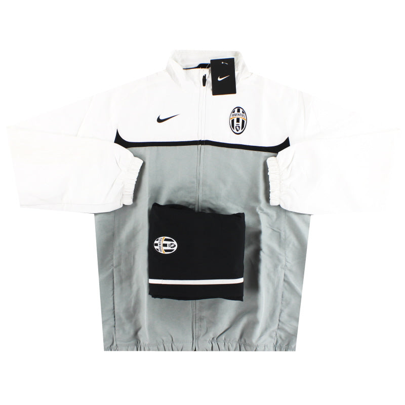 2009-10 Juventus Nike Tracksuit *BNIB* XL.Boys Tracksuit