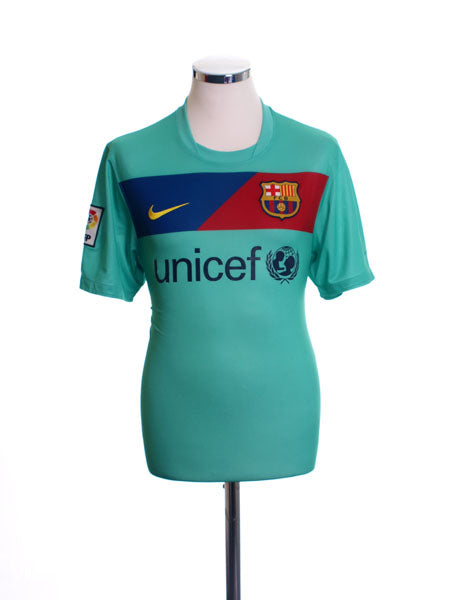 2010-11 Barcelona Away Shirt L Football Shirt