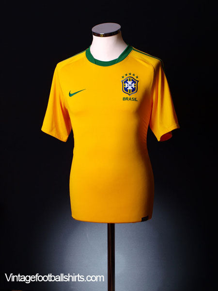 2010-11 Brazil Home Shirt *BNWT* L Football Shirt