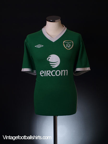 2010-11 Ireland Home Shirt L Football Shirt
