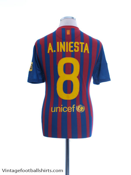 2011-12 Barcelona Home Shirt A. Iniesta #8 M Football Shirt