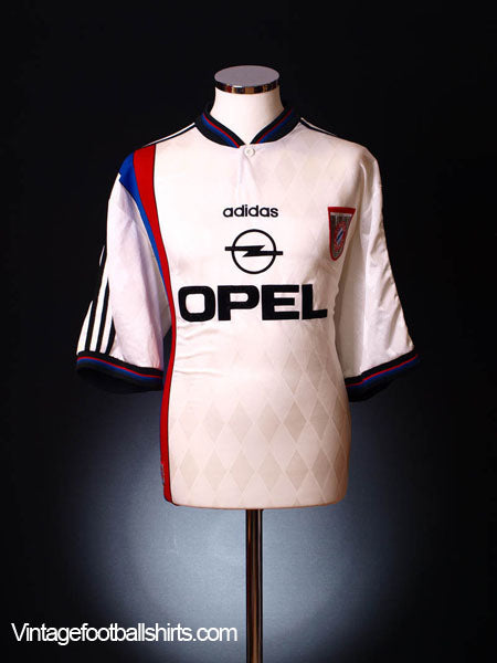 1995-96 Bayern Munich Away Shirt XL.Boys Football Shirt