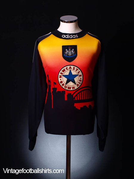 1996-97 Newcastle Goalkeeper Shirt L Football Shirt