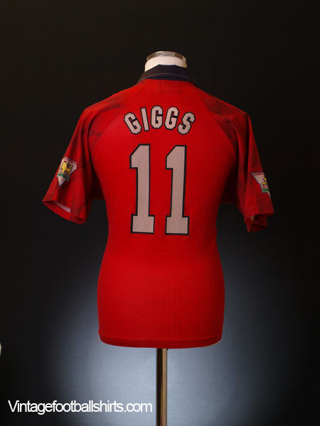 1996-98 Manchester United 'Champions' Home Shirt Giggs #11 M Football Shirt