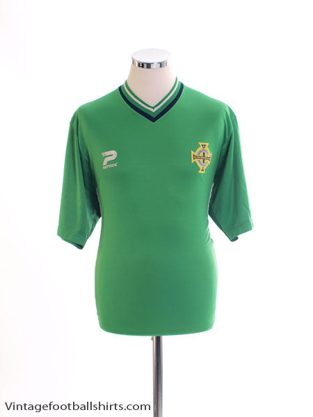 2002-04 Northern Ireland Home Shirt M Football Shirt