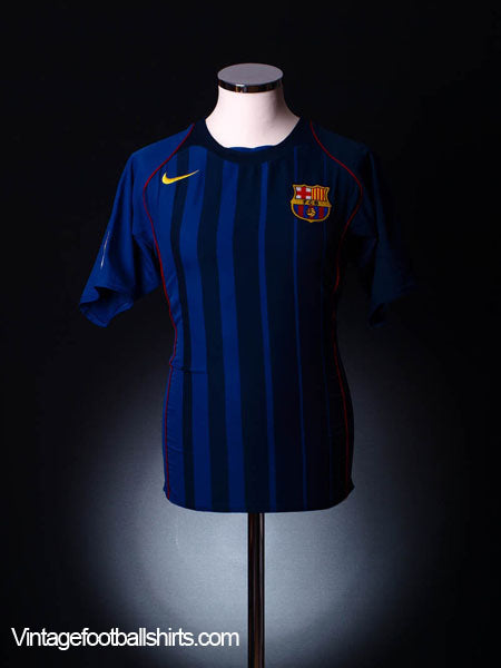 2004-05 Barcelona Away Shirt Larsson #7 M | Vintage Football Shirts