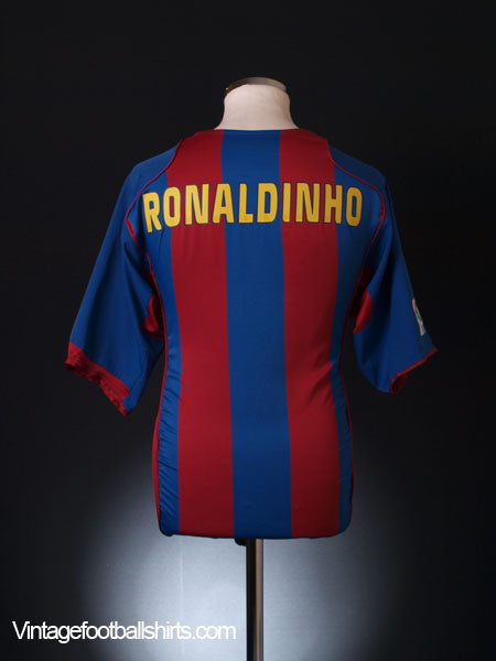 2004-05 Barcelona Home Shirt 'Ronaldinho' XL Football Shirt