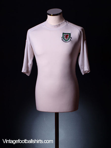 2004-06 Wales Away Shirt XL.Boys Football Shirt