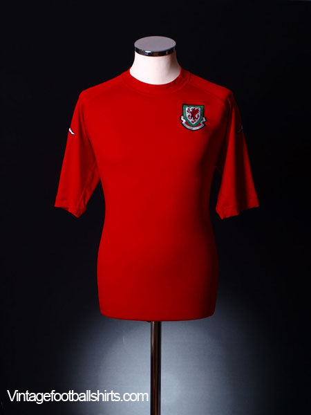 2004-06 Wales Home Shirt M Football Shirt