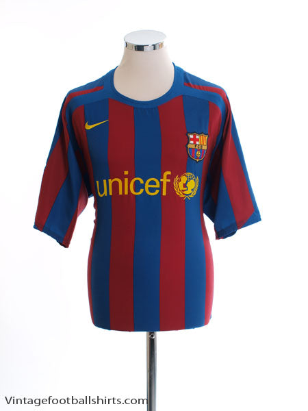 2005-06 Barcelona Home Shirt L Football Shirt