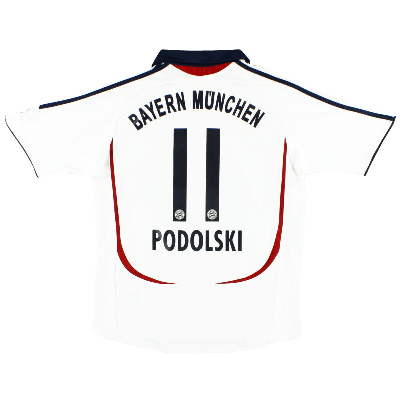 2006-07 Bayern Munich Away Shirt Podolski #11 S Football Shirt
