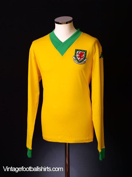 2006-07 Wales Away Shirt *BNWT* L/S L Football Shirt