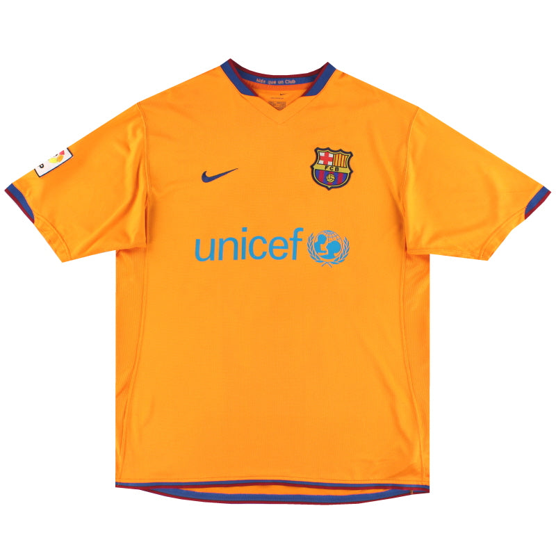 2006-08-barcelona-nike-away-sh