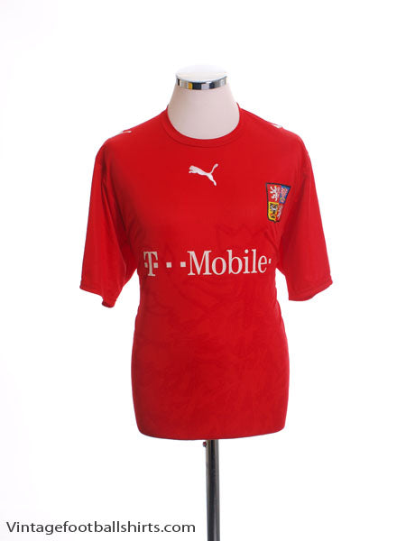 2006-08 Czech Republic Home Shirt L Football Shirt