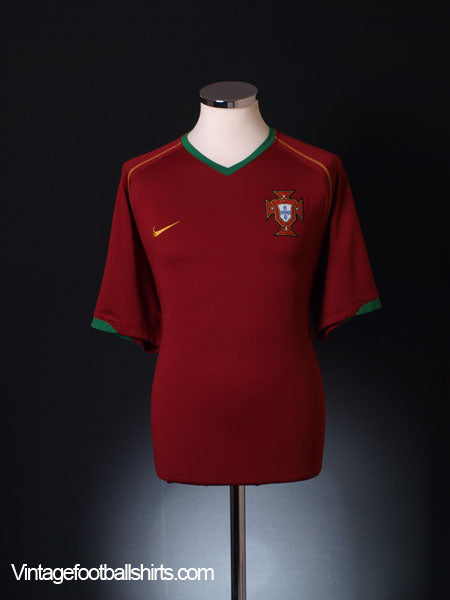 2006-08 Portugal Home Shirt L Football Shirt