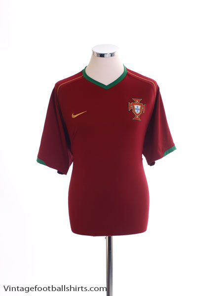 2006-08 Portugal Home Shirt L Football Shirt