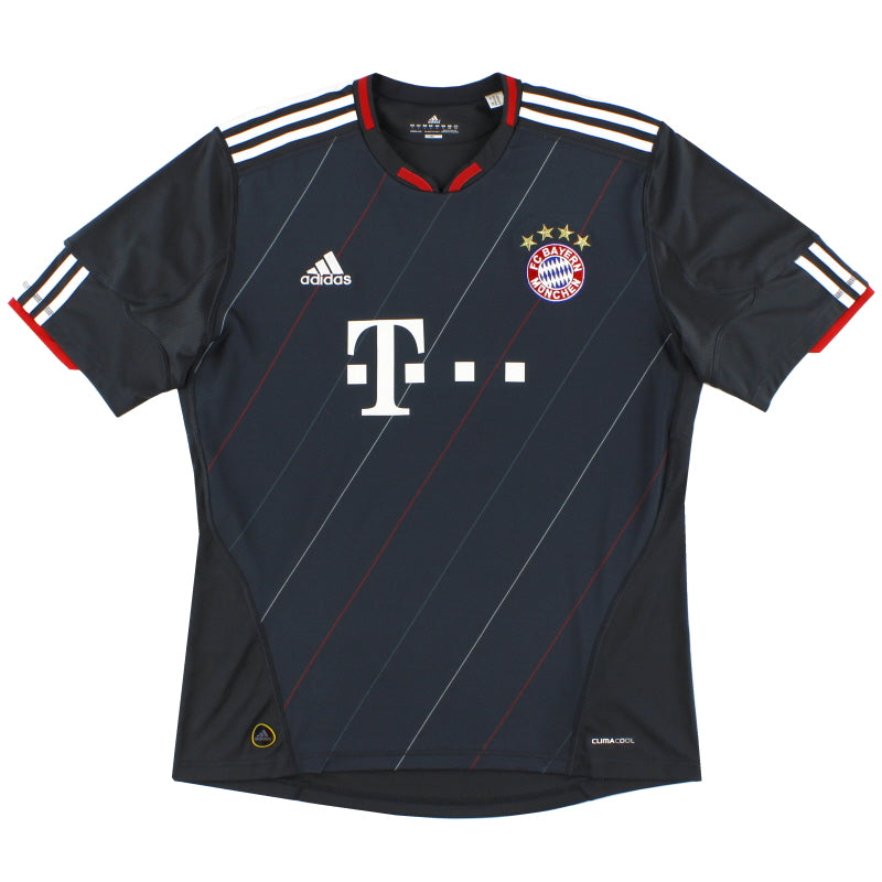 2010-11 Bayern Munich adidas Third Shirt M P95826 | Vintage