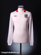2010-11 Wales Away Shirt *As new* L/S M Football Shirt