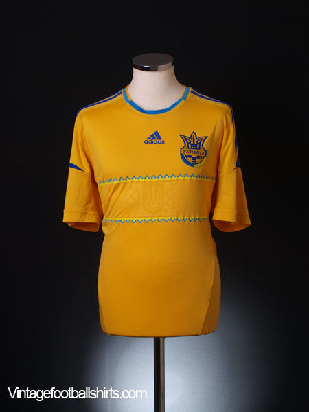 2011-13 Ukraine Home Shirt L Football Shirt