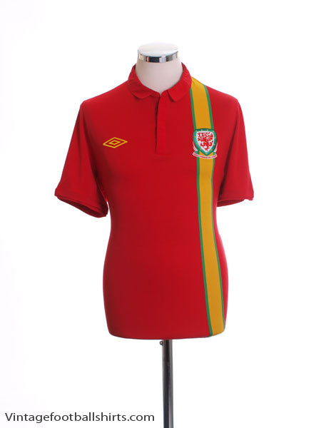 2012-13 Wales Home Shirt *BNIB* M Football Shirt