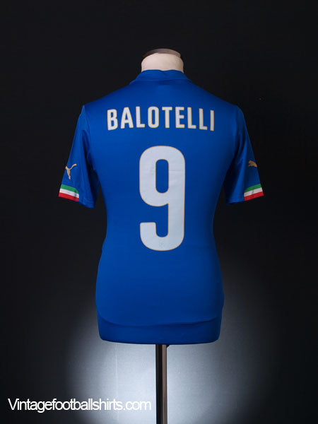 2014-15 Italy Home Shirt Balotelli #9 *As New* S Football Shirt