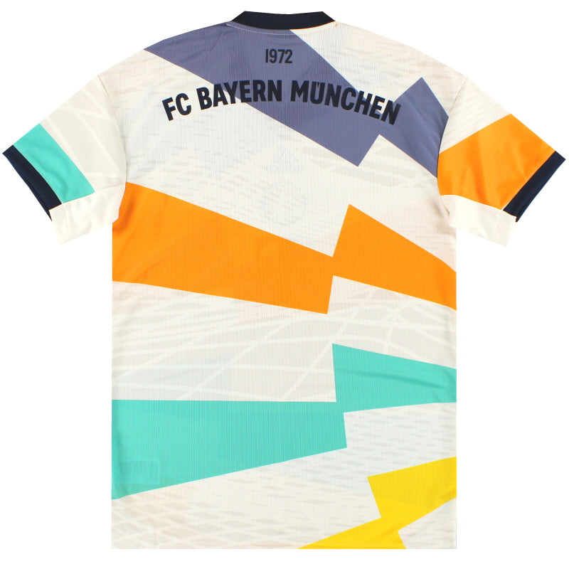 2022-23 Bayern Munich adidas Fourth Shirt *w/tags* S HU1286