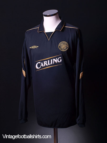 Celtic Away football shirt 2003 - 2004. Sponsored by Carling
