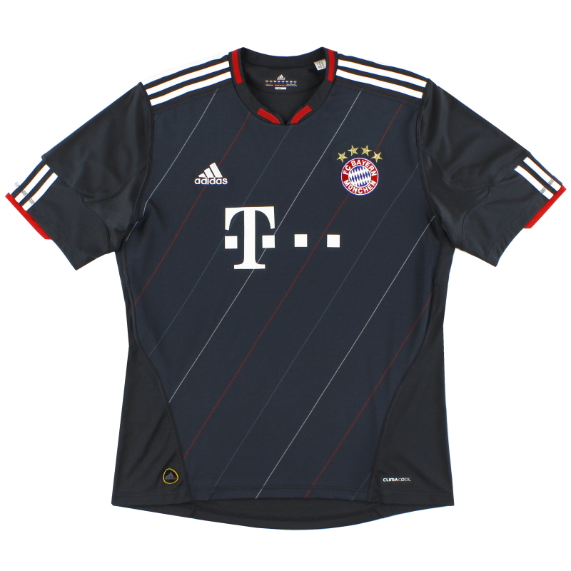 2010-11 Bayern Munich adidas Third Shirt XL