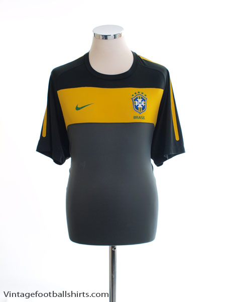2010-11 Brazil Training Shirt L
