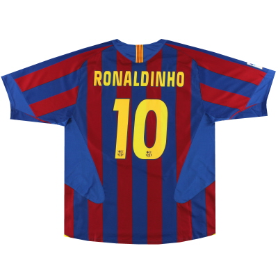 2005-06 Barcelona Home Shirt Ronaldinho #10 L